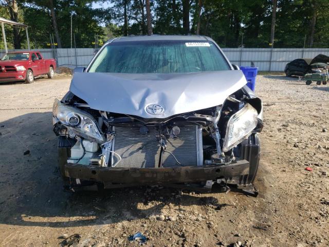Photo 5 from auction – 2013 TOYOTA SIENNA XLE with VIN 5TDYK3DC0DS361458