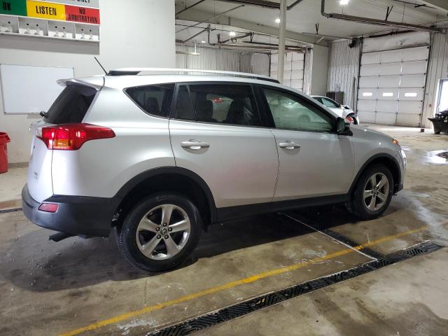 Photo 3 from auction – 2015 TOYOTA RAV4 XLE with VIN JTMRFREV2FD157822