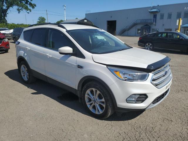 Photo 4 from auction – 2018 FORD ESCAPE SE with VIN 1FMCU9GD2JUC96756