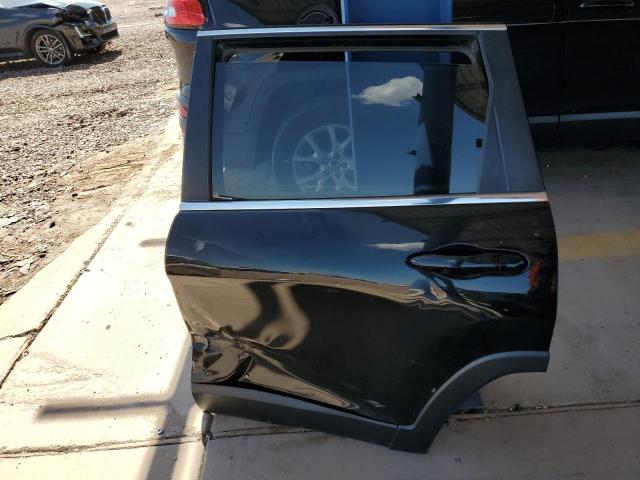 Photo 13 from auction – 2017 JEEP CHEROKEE L with VIN 1C4PJLCB4HW667477