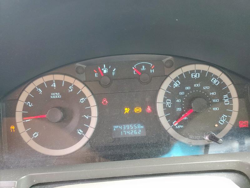 Photo 9 from auction – 2010 FORD ESCAPE XLS with VIN 1FMCU0C78AKD32408