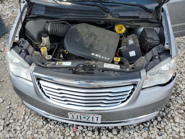 Photo 12 from auction – 2015 CHRYSLER TOWN & COU with VIN 2C4RC1BG7FR654720