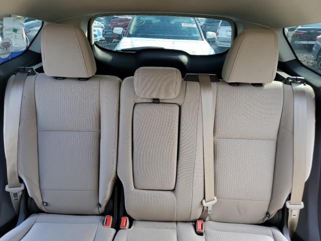 Photo 10 from auction – 2018 FORD ESCAPE SE with VIN 1FMCU0GD1JUD25577