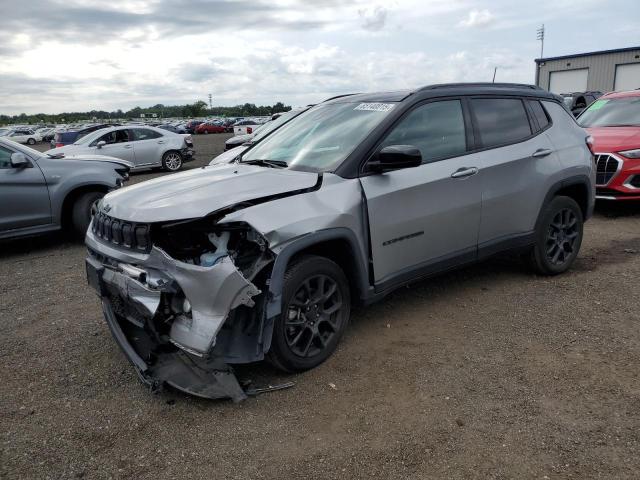JEEP COMPASS 2022 with VIN 3C4NJDBBXNT194569 - Photo from auction