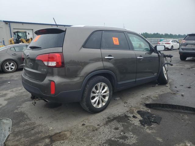 Photo 3 from auction – 2015 KIA SORENTO EX with VIN 5XYKUDA74FG614875