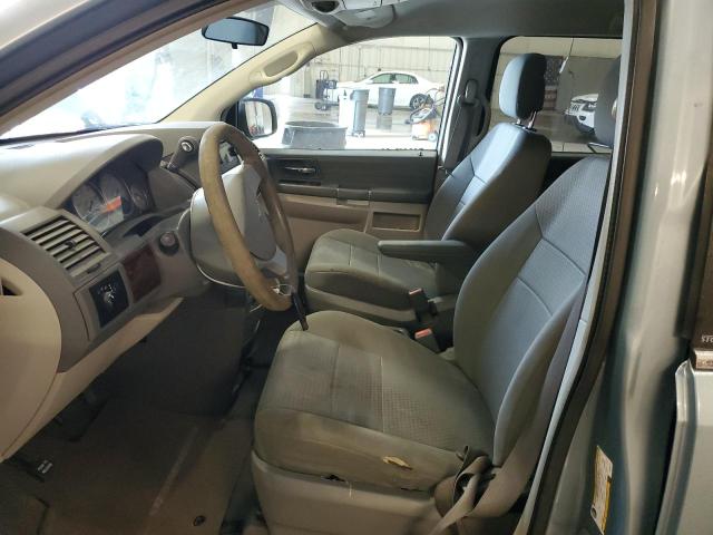 Photo 7 from auction – 2010 CHRYSLER TOWN & COU with VIN 2A4RR2D16AR330223