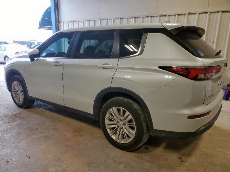 Photo 2 from auction – 2024 MITSUBISHI OUTLANDER with VIN JA4J4UA87RZ079707