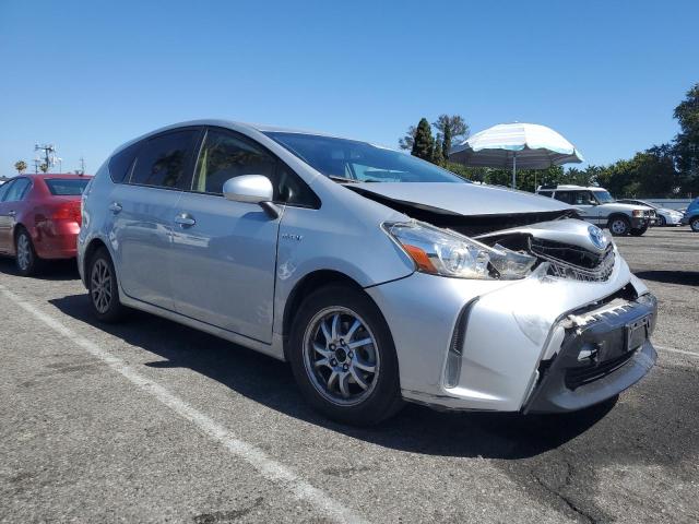 Photo 4 from auction – 2017 TOYOTA PRIUS V with VIN JTDZN3EUXHJ062551