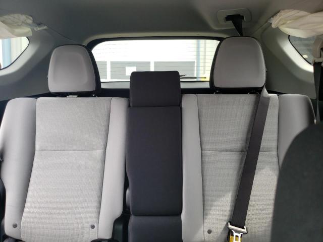 Photo 10 from auction – 2018 TOYOTA RAV4 ADVEN with VIN JTMRFREV7JJ229835
