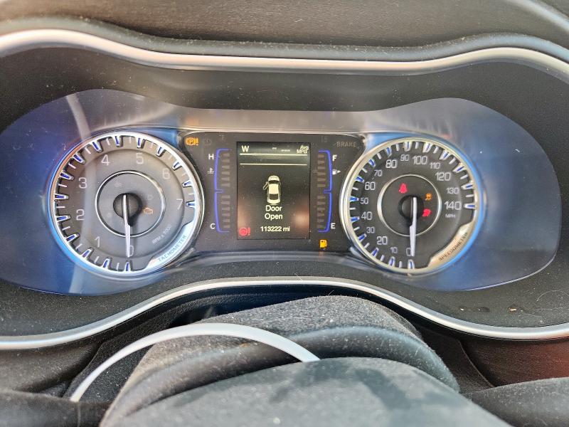 Photo 9 from auction – 2016 CHRYSLER 200 LIMITE with VIN 1C3CCCAB0GN137138