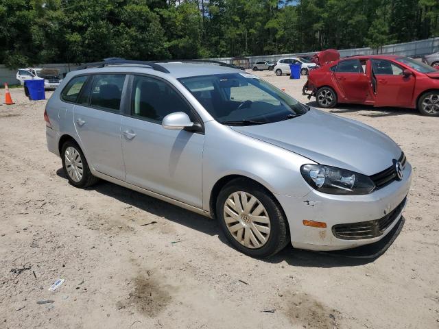 Photo 4 from auction – 2014 VOLKSWAGEN JETTA S with VIN 3VWKP7AJ1EM612892