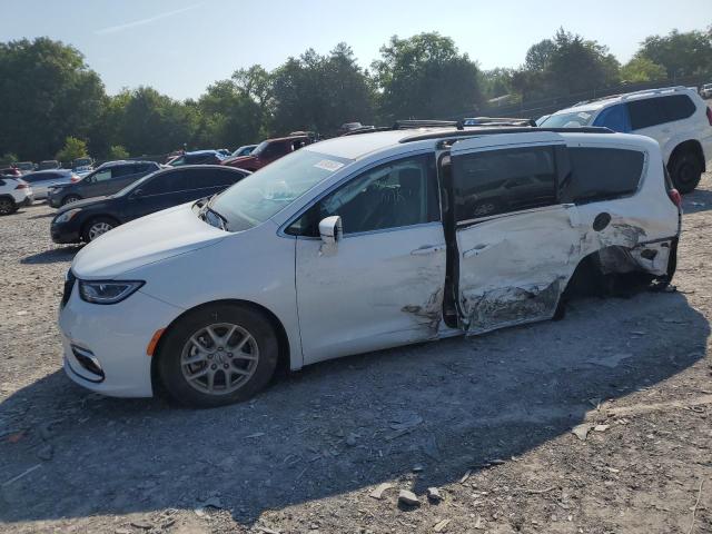 CHRYSLER PACIFICA TOURING L 2022 with VIN 2C4RC1BG4NR194382 - Photo from auction