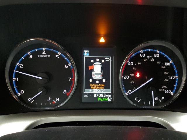 Photo 9 from auction – 2016 TOYOTA RAV4 LIMIT with VIN JTMDFREV9GJ087622