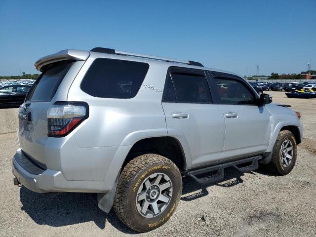 Photo 3 from auction – 2017 TOYOTA 4RUNNER SR with VIN JTEBU5JR0H5424215
