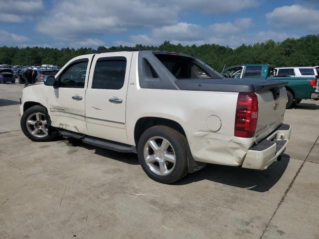 Photo 2 from auction – 2011 CHEVROLET AVALANCHE LTZ with VIN 3GNMCGE08BG131192