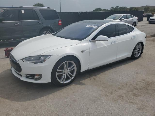 TESLA MODEL S 2013 with VIN 5YJSA1CN5DFP04320 - Photo from auction