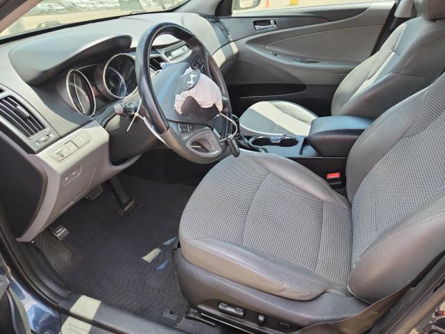 Photo 7 from auction – 2011 HYUNDAI SONATA SE with VIN 5NPEC4AC9BH198340