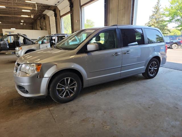 DODGE GRAND CARA 2017 with VIN 2C4RDGCGXHR750097 - Photo from auction