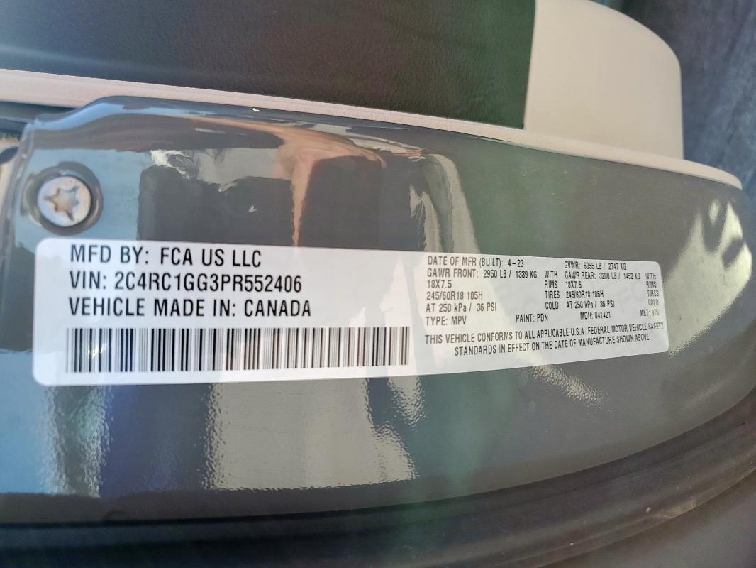 Photo 14 from auction – 2023 CHRYSLER PACIFICA LIMITED with VIN 2C4RC1GG3PR552406