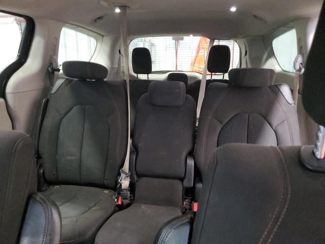 Photo 10 from auction – 2017 CHRYSLER PACIFICA T with VIN 2C4RC1DG1HR708657