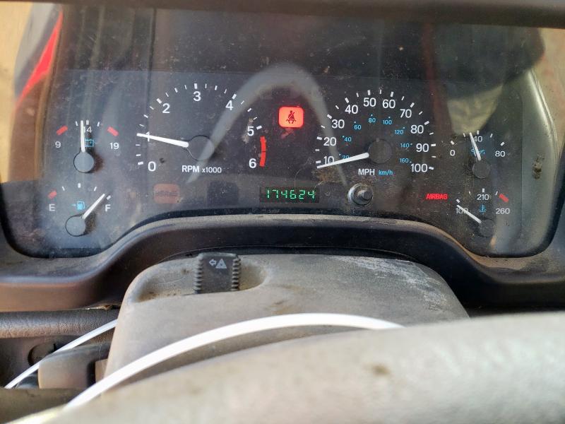 Снимка 9 от търг – 2000 JEEP WRANGLER / с VIN 1J4FA29P6YP703375