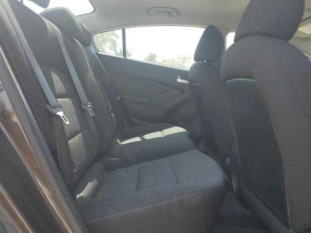 Photo 10 from auction – 2017 KIA FORTE LX with VIN 3KPFK4A72HE118545