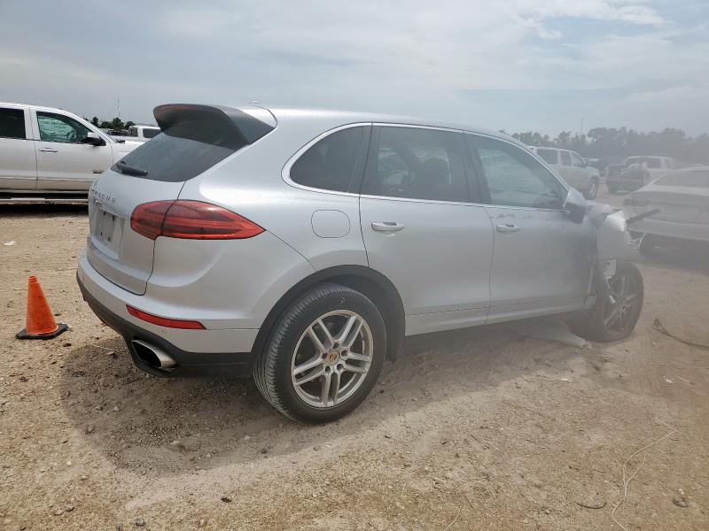 Photo 3 from auction – 2016 PORSCHE CAYENNE with VIN WP1AA2A23GKA10290