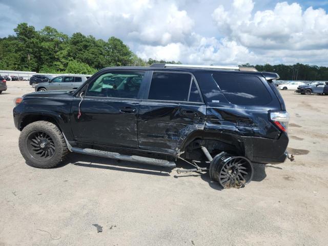 Photo 2 from auction – 2019 TOYOTA 4RUNNER SR with VIN JTEZU5JR0K5202795