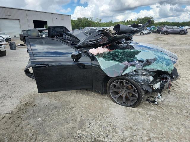 Photo 4 from auction – 2019 CHRYSLER 300 with VIN 2C3CCABG3KH661142