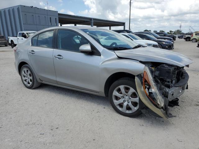 Photo 4 from auction – 2011 MAZDA 3 I with VIN JM1BL1UF0B1442410