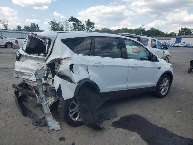 Photo 3 from auction – 2017 FORD ESCAPE SE with VIN 1FMCU0GD4HUC17478