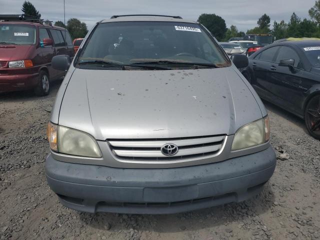 Photo 5 from auction – 2002 TOYOTA SIENNA with VIN 4T3ZF19C13U536710