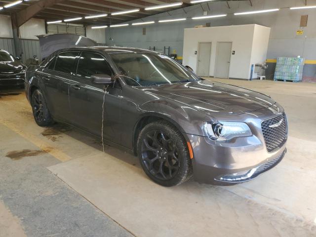 Photo 4 from auction – 2019 CHRYSLER 300 S with VIN 2C3CCABG7KH570326