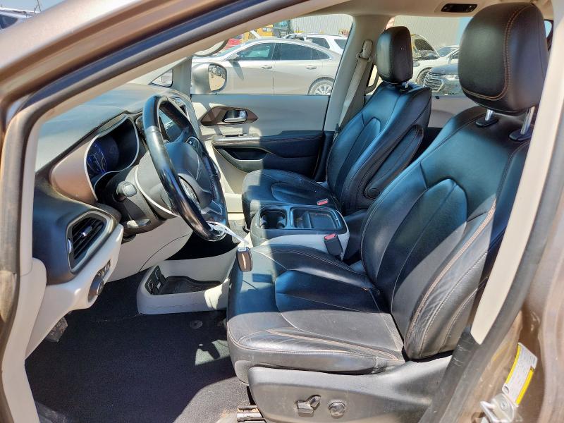 Photo 7 from auction – 2017 CHRYSLER PACIFICA T with VIN 2C4RC1BG5HR569605