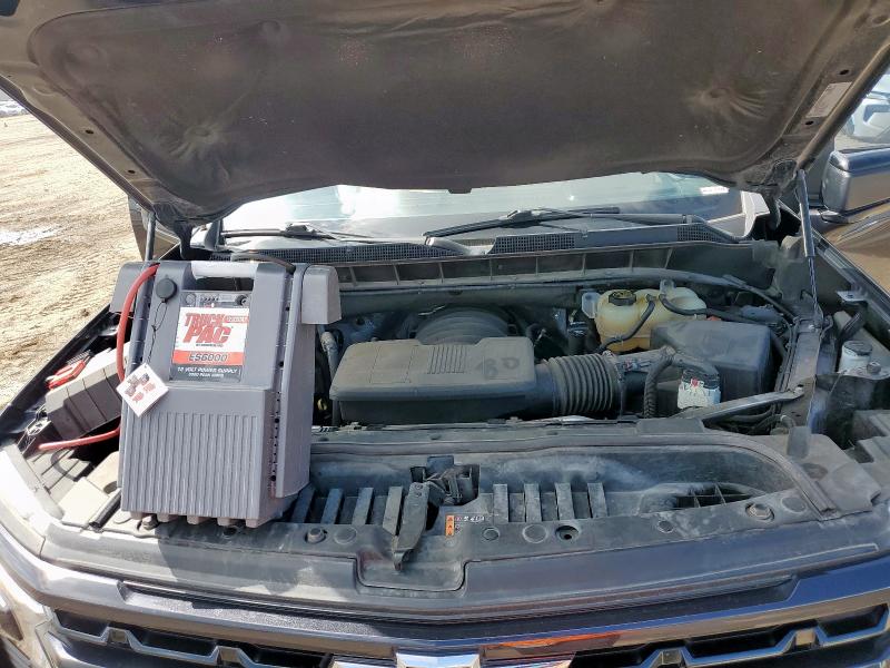 Photo 11 from auction – 2022 CHEVROLET SILVERADO with VIN 1GCUDEEL3NZ558577