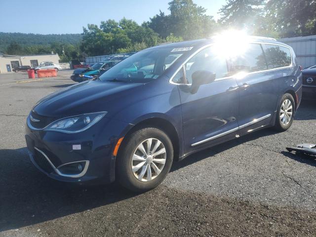 CHRYSLER PACIFICA T 2018 with VIN 2C4RC1EG9JR114743 - Photo from auction