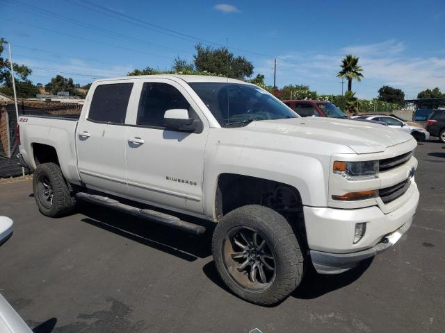 Photo 4 from auction – 2018 CHEVROLET SILVERADO with VIN 3GCUKREC8JG596457