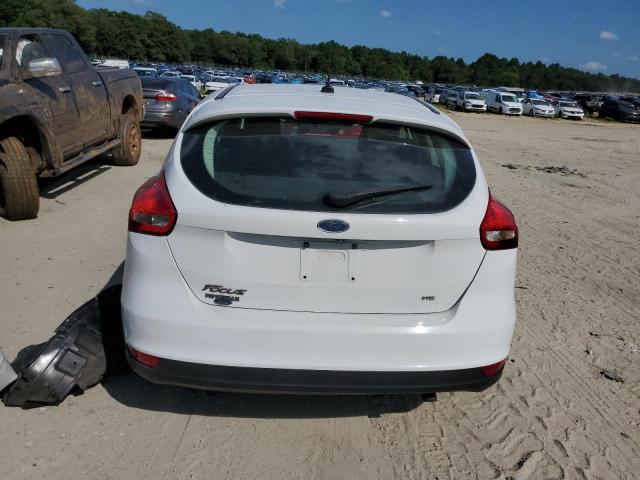 Foto 6 de la subasta – 2015 FORD FOCUS SE con VIN 1FADP3K25FL214069