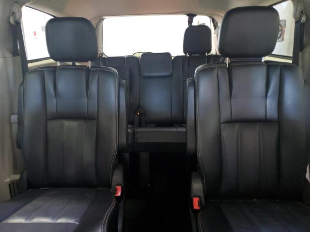Photo 10 from auction – 2014 CHRYSLER TOWN & COU with VIN 2C4RC1BG7ER359843