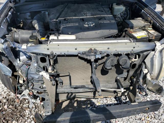Photo 12 from auction – 2005 TOYOTA 4RUNNER SR with VIN JTEZU14RX58032775