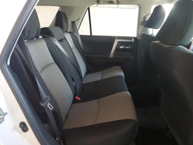 Photo 10 from auction – 2024 TOYOTA 4RUNNER SR with VIN JTEEU5JR4R5316792