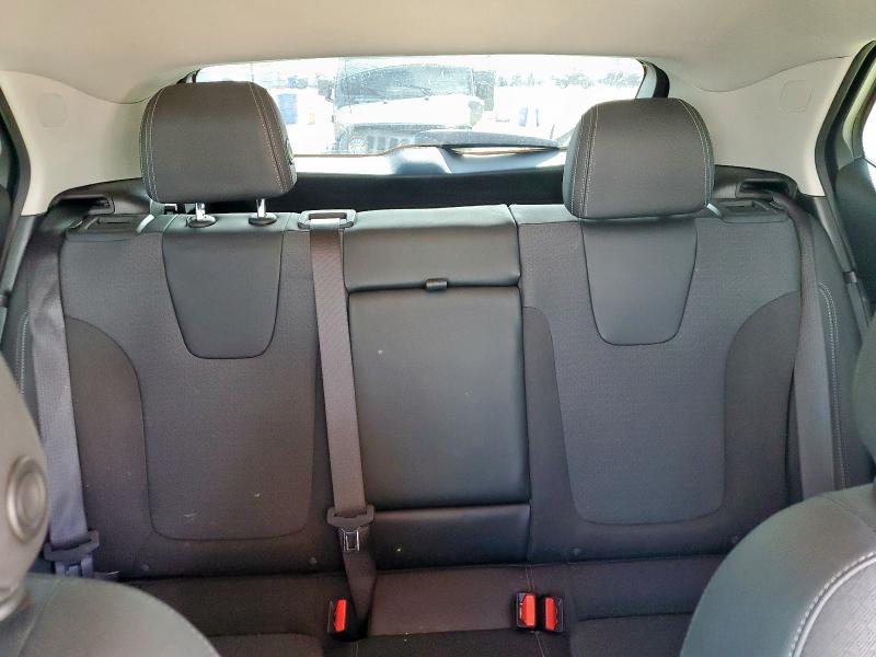 Photo 10 from auction – 2020 BUICK ENCORE GX with VIN KL4MMDSL4LB126403