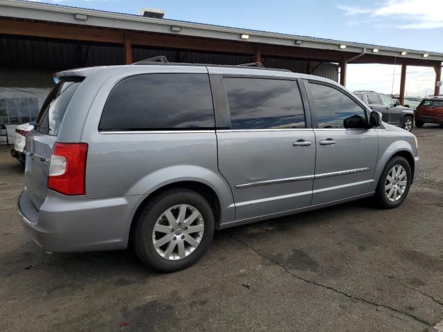 Photo 3 from auction – 2015 CHRYSLER TOWN & COU with VIN 2C4RC1BG8FR538880
