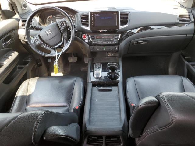 Photo 8 from auction – 2017 HONDA PILOT TOUR with VIN 5FNYF6H92HB029990