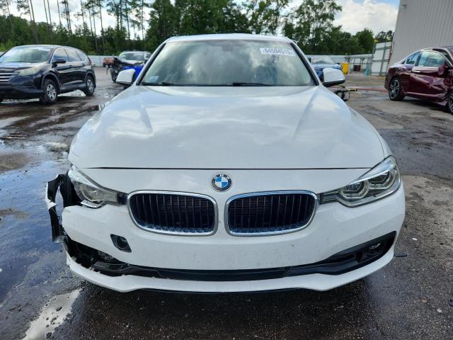 Photo 5 from auction – 2018 BMW 320 I with VIN WBA8E1G55JNU89461