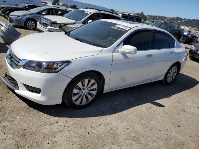 HONDA ACCORD EX 2015 with VIN 1HGCR2F76FA003329 - Photo from auction