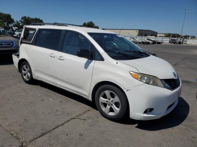 Photo 4 from auction – 2011 TOYOTA SIENNA LE with VIN 5TDKK3DC2BS101405