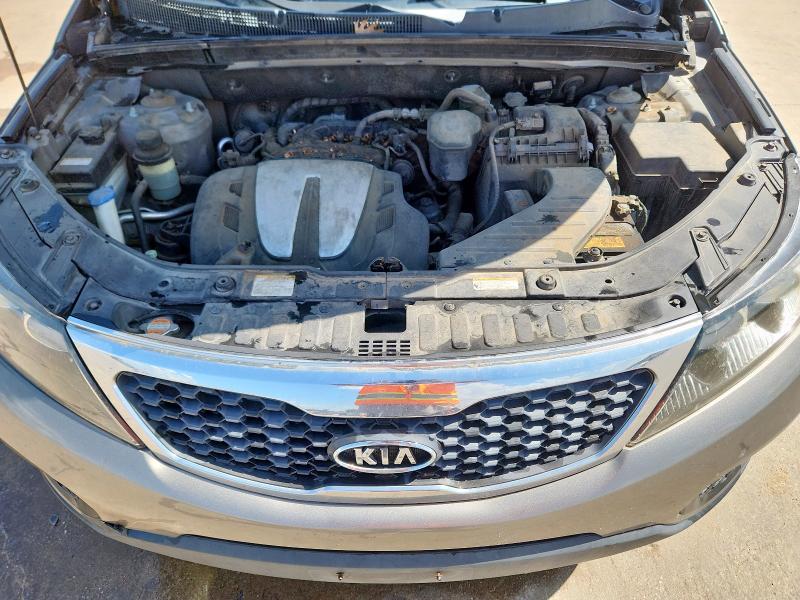 Photo 12 from auction – 2011 KIA SORENTO BA with VIN 5XYKT4A27BG049989
