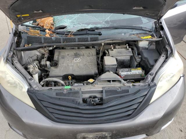 Photo 12 from auction – 2011 TOYOTA SIENNA with VIN 5TDZK3DC3BS061477