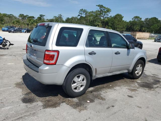 Zdjęcie 3 z aukcji – 2009 FORD ESCAPE XLS z VIN 1FMCU02769KB47657